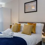 Fantastic 1 Bedroom Apartment Manchester